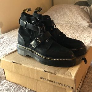 Dr. Air wair martens